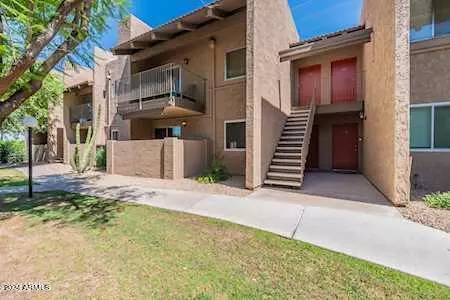5525 E Thomas Rd #M15, Phoenix, AZ 85018