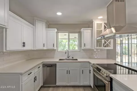 5410 E Dallas St, Mesa, AZ 85205 photo 8