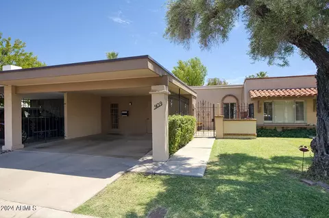 909 W Solcito Ln, Phoenix, AZ 85013
