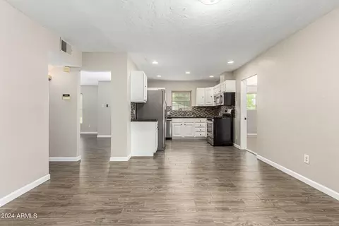 2314 E Whitton Ave, Phoenix, AZ 85016 photo 9
