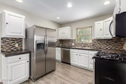 2314 E Whitton Ave, Phoenix, AZ 85016 photo 10