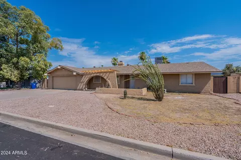 6030 E Princess Dr, Mesa, AZ 85205 photo 2