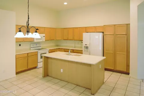 5535 E Garnet Cir, Mesa, AZ 85206 photo 2