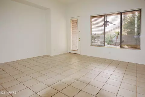 5535 E Garnet Cir, Mesa, AZ 85206 photo 4