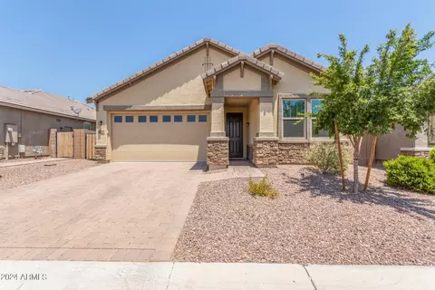 2150 W Larissa Ln, Queen Creek, AZ 85142