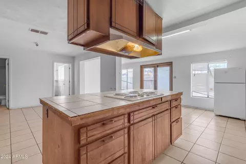 1329 E Orange St, Tempe, AZ 85281 photo 5