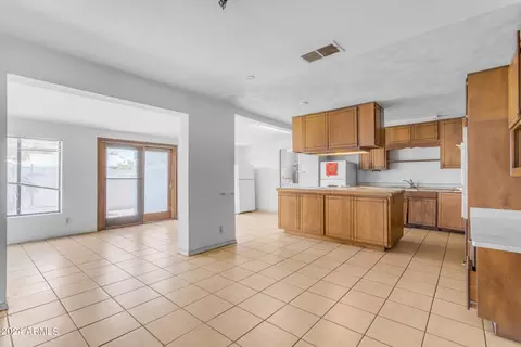 1329 E Orange St, Tempe, AZ 85281 photo 9