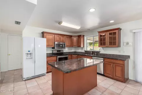 716 E La Jolla Dr, Tempe, AZ 85282 photo 4
