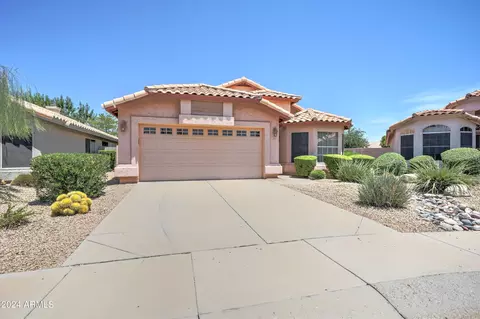 2240 E Foothill Dr, Phoenix, AZ 85024 photo 2