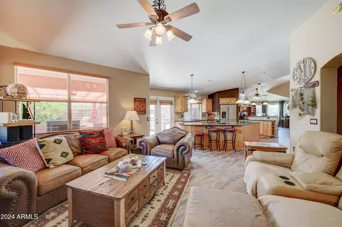 2240 E Foothill Dr, Phoenix, AZ 85024 photo 12