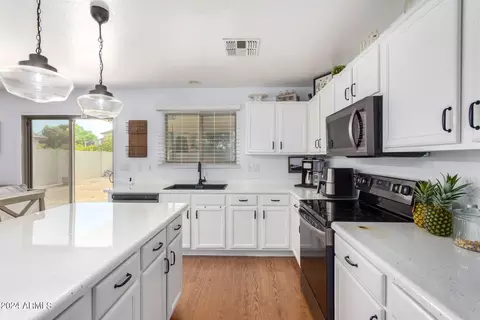 2906 S 80th Ave, Phoenix, AZ 85043 photo 17