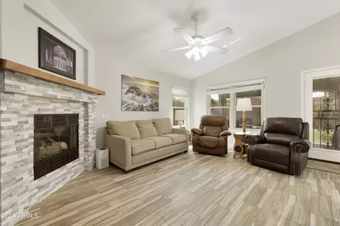 9511 E Osage Ave, Mesa, AZ 85212 photo 7