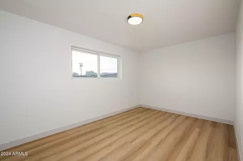 5219 N 35th Dr, Phoenix, AZ 85019 photo 27