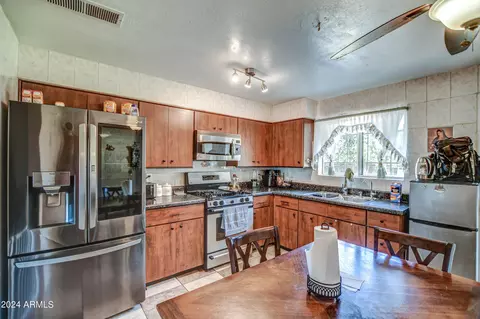 7525 E Dewan Cir, Mesa, AZ 85208 photo 10