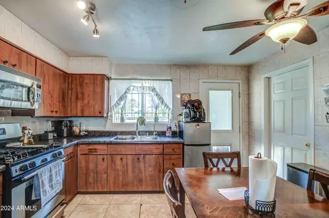 7525 E Dewan Cir, Mesa, AZ 85208 photo 11