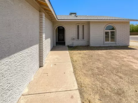809 N 62nd Dr, Phoenix, AZ 85043 photo 7