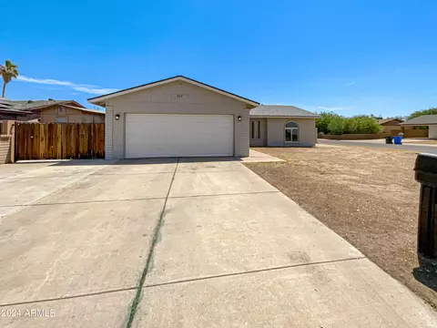 809 N 62nd Dr, Phoenix, AZ 85043