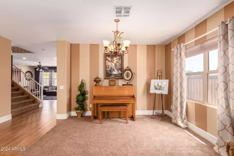 11534 E Reuben Ave, Mesa, AZ 85212 photo 5