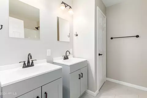 4626 E Janice Way, Phoenix, AZ 85032 photo 14
