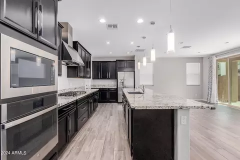 1694 S Follett Way, Gilbert, AZ 85295 photo 12