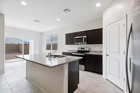 1691 W Spaulding Ave, Apache Junction, AZ 85120 photo 7