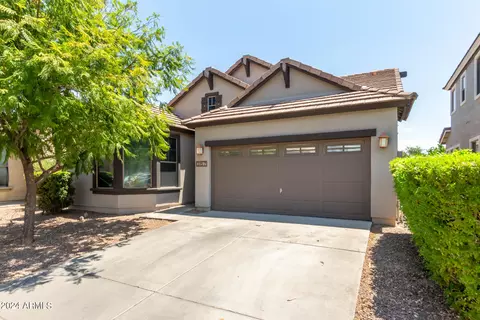 3157 S Southwind Dr, Gilbert, AZ 85295 photo 2