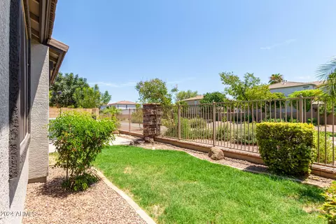 3157 S Southwind Dr, Gilbert, AZ 85295 photo 23