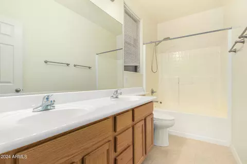 3157 S Southwind Dr, Gilbert, AZ 85295 photo 12