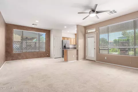 3157 S Southwind Dr, Gilbert, AZ 85295 photo 5