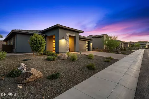 3379 Phantom St, Wickenburg, AZ 85390