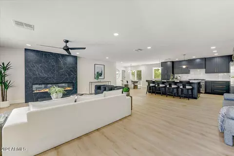 3023 E Onyx Ave, Phoenix, AZ 85028 photo 3