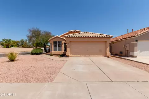 1090 W Kingbird Dr, Chandler, AZ 85286