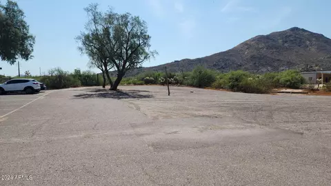 37645 N Cave Creek Rd #2, Cave Creek, AZ 85331