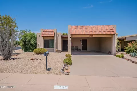 752 W Colgate Dr, Tempe, AZ 85283