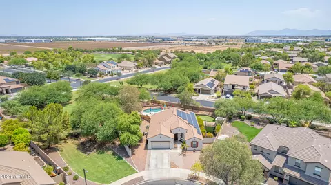 14077 W Windrose Dr, Surprise, AZ 85379