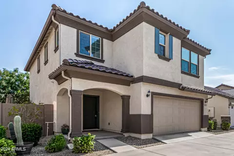 11678 N 166th Dr, Surprise, AZ 85388