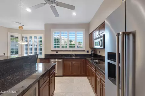 914 E Hiddenview Dr, Phoenix, AZ 85048 photo 17