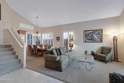 914 E Hiddenview Dr, Phoenix, AZ 85048 photo 4