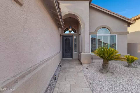 914 E Hiddenview Dr, Phoenix, AZ 85048 photo 3