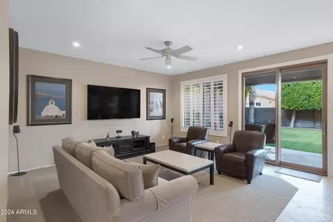 914 E Hiddenview Dr, Phoenix, AZ 85048 photo 10