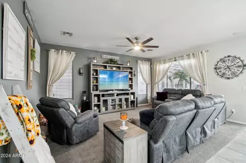 3514 W Riordan Ranch Rd, Phoenix, AZ 85083