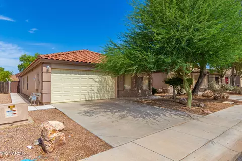 22713 N Scott Dr, Maricopa, AZ 85138