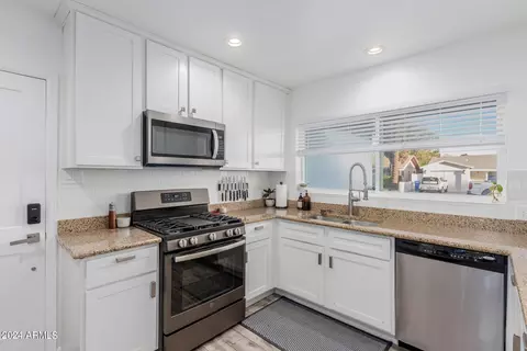 2446 E Pierson St, Phoenix, AZ 85016 photo 21