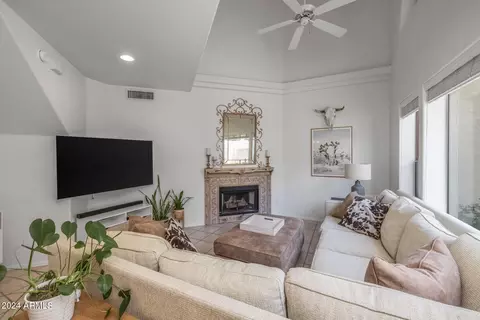 4825 E Hazel Dr #1, Phoenix, AZ 85044 photo 8