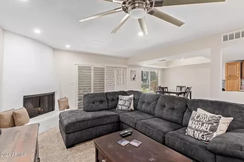 8214 N 21st Dr #A105, Phoenix, AZ 85021