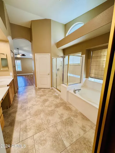 881 E Constitution Dr, Gilbert, AZ 85296 photo 13