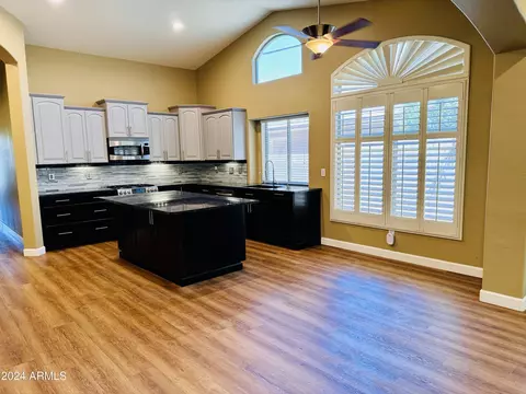 881 E Constitution Dr, Gilbert, AZ 85296 photo 5