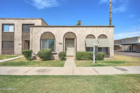 5713 N 43rd Dr, Glendale, AZ 85301