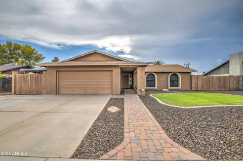 16246 N 43rd Dr, Glendale, AZ 85306