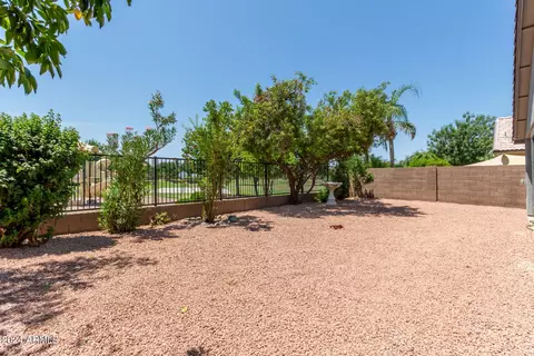 Exterior - 9733 E Kiva Ave, Mesa, AZ 85209 photo 6 of 9